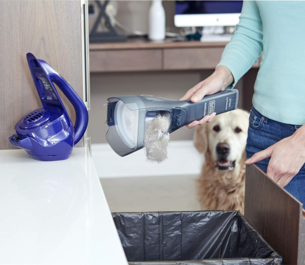 Black & Decker Dustbuster Pet Vacuum Cleaner - Image 4